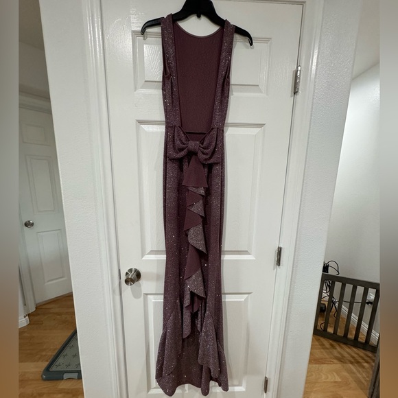 Windsor Prom Dress - Picture 3 of 6